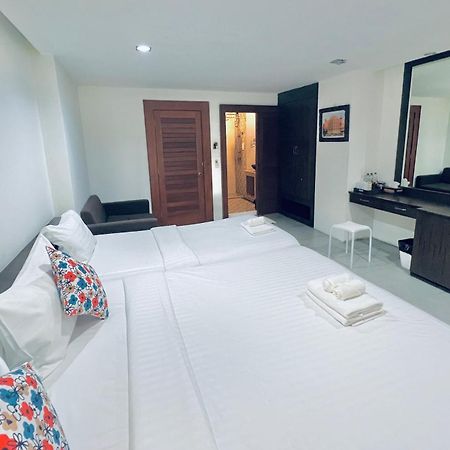De Nawarat Chiangmai Boutique Apartment Chiang Mai Exteriör bild